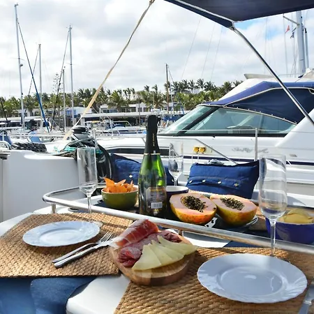 Velero Babu Hotel en barco *