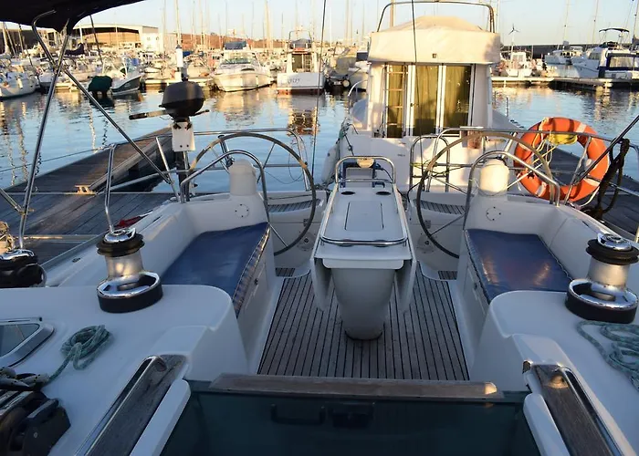 Velero Babu Bådhotel