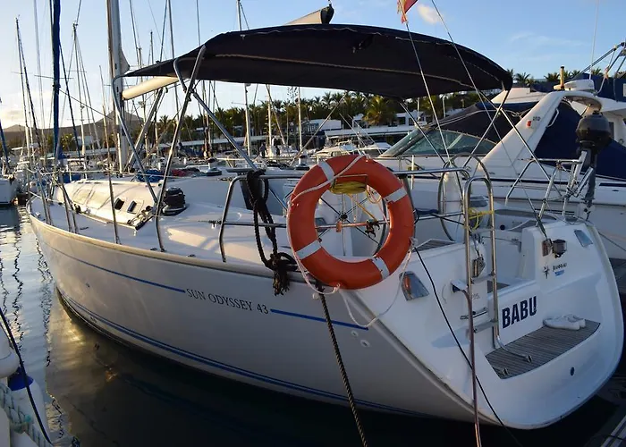Bådhotel Velero Babu *